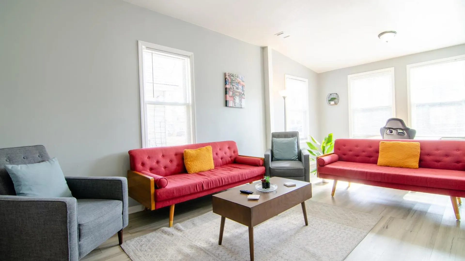 Near Nyc Spacious 4 Bedroom 2 And A Half Bath North Bergen